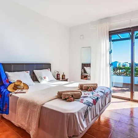 Villa Playa Blanca Sleeps 5 Pool Air Con Wifi Playa Blanca (Lanzarote)